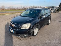 Usata Chevrolet Orlando 131 CV (96 kW) 2012 Rosso Monovolume