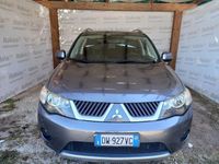 Usata Mitsubishi Outlander Instyle 156 CV (114 kW) 2009 Grigio scuro SUV