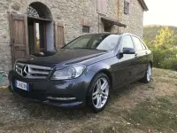 Usado Mercedes C200 Elegance 136 CV (100 kW) 2014 Gris Berlina