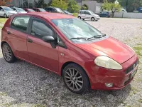 Usata Fiat Grande Punto Dynamic 75 CV (55 kW) 2006 Rosso Utilitaria