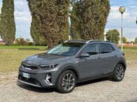Usata Kia Stonic Style 101 CV (74 kW) 2022 Grigio SUV