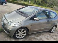 Usata Mercedes A180 Avantgarde 109 CV (80 kW) 2006 Grigio Coupé