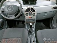 Usata Renault Modus 75 CV (55 kW) 2009 Grigio Monovolume