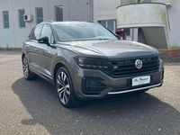 Usata VW Touareg R-line 231 CV (169 kW) 2018 Grigio SUV
