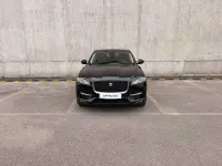 Usata Jaguar F-Pace R-Sport 179 CV (131 kW) 2019 Santorini black SUV