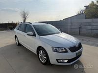 Usata Skoda Octavia Executive 110 CV (80 kW) 2016 Bianco Utilitaria