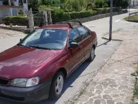 Usata Toyota Carina E 106 CV (77 kW) 1997 Rosso Berlina