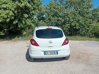 Usata Opel Corsa 85 CV (62 kW) 2011 Bianco Utilitaria
