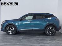 Usata Peugeot 2008 Allure 100 CV (73 kW) 2025 Blu SUV