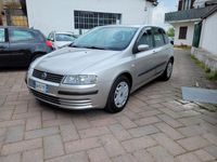 Usata Fiat Stilo Active 103 CV (75 kW) 2002 Oro Berlina