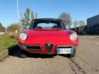Usata Alfa Romeo Spider Veloce 132 CV (97 kW) 1970 Rosso Cabrio