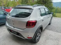 Usata Dacia Sandero Stepway 90 CV (66 kW) 2018 Grigio Berlina