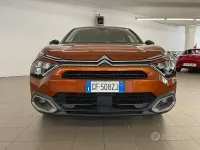 Usata Citroën e-C4 Shine 100 kW (136 CV) 2021 Arancione Berlina