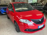 Usata Lancia Ypsilon 69 CV (50 kW) 2018 Rosso Utilitaria