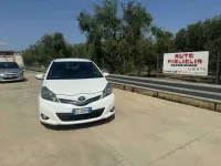 Usata Toyota Yaris Active 69 CV (50 kW) 2012 Bianco Utilitaria
