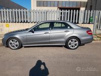 Usata Mercedes E220 2011 Grigio Berlina