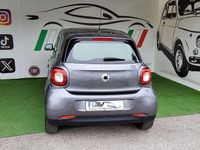 Usata Smart ForFour Passion 90 CV (66 kW) 2019 Grigio Utilitaria