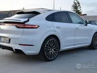 Usata Porsche Cayenne Platinum Edition 462 CV (339 kW) 2022 Bianco SUV