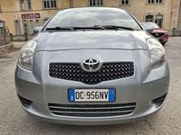 Usata Toyota Yaris Sol 69 CV (50 kW) 2006 Other Berlina