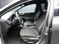 Käytetty Ford Focus ST-Line 155 HP (114 kW) 2025 Harmaa Farmari