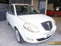 Usata Lancia Ypsilon 69 CV (50 kW) 2011 Bianco Utilitaria