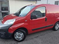 Usata Fiat Fiorino 77 CV (56 kW) 2016 Rosso / pastello Monovolume