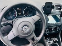 Usata VW Golf VI Trendline 102 CV (75 kW) 2010 Bianco Utilitaria