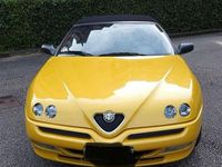 Usata Alfa Romeo Spider 144 CV (105 kW) 2000 Giallo Cabrio