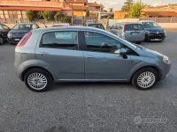 Usata Fiat Grande Punto 75 CV (55 kW) 2008 Grigio Utilitaria