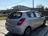 Usata Hyundai i20 Classic 78 CV (57 kW) 2011 Grigio Utilitaria