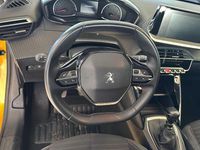 Usata Peugeot 208 Active 100 CV (73 kW) 2023 Giallo Utilitaria