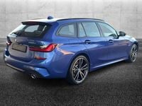 Usata BMW 330e M Sport 252 CV (185 kW) 2022 Blu/azzurro Station wagon