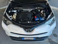 Usata Toyota RAV4 Business Edition 142 CV (104 kW) 2017 Bianco Berlina