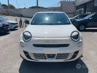 Nuova Fiat 600 La Prima 111 CV (81 kW) 2025 Bianco SUV