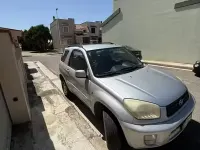 Second-hand Toyota RAV4 128 CP (94 kW) 2001 Gri SUV