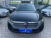 Usata VW Touareg Elegance 231 CV (169 kW) 2025 Nero SUV