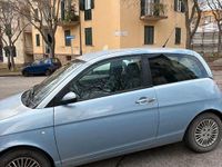 Usata Lancia Ypsilon 60 CV (44 kW) 2004 Blu Utilitaria