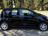 Begagnad VW up! Move 60 HK (44 kW) 2016 Svart Halvkombi