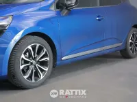 Usata Renault Clio V Techno 91 CV (66 kW) 2025 Blu iron Berlina