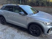 Usata VW T-Roc R-line 116 CV (85 kW) 2024 Grigio SUV