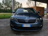 Usata Skoda Octavia G-TEC Executive 110 CV (80 kW) 2017 Grigio Station wagon