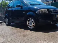 Usata Audi A2 75 CV (55 kW) 2004 Nero Utilitaria