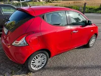 Usata Lancia Ypsilon Platinum 69 CV (50 kW) 2017 Rosso Utilitaria