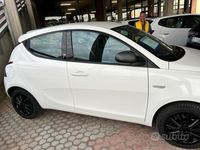 Usata Lancia Ypsilon 54 CV (39 kW) 2014 Utilitaria