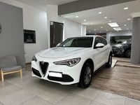 Usata Alfa Romeo Stelvio Executive 210 CV (154 kW) 2019 Bianco SUV