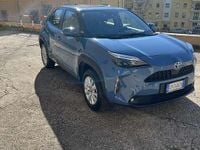 Usata Toyota Yaris Hybrid Active 116 CV (85 kW) 2022 Blu/azzurro Station wagon