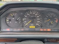 Usata Mercedes E300 188 CV (138 kW) 1992 Grigio Coupé