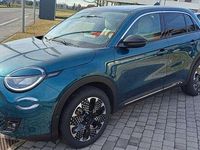 Nuova Fiat 600 La Prima 136 CV (100 kW) 2025 Verde mare SUV