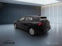 Usata VW Golf VIII Life 116 CV (85 kW) 2025 Nero Berlina