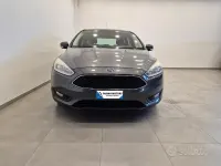 Usata Ford Focus S 101 CV (74 kW) 2015 Grigio Berlina